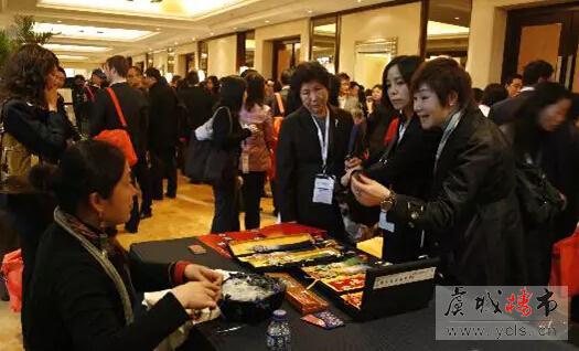 弘阳上园六月别样情 紫砂壶苏绣艺术展邀您共赏