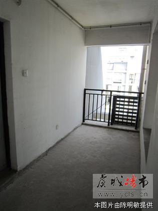 虞山 老街 毛坯送96平地下室 有钥匙 急售
