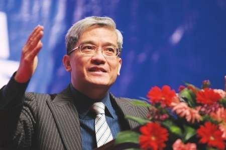郎咸平:房企整合暗流涌动 老百姓或永远成房奴