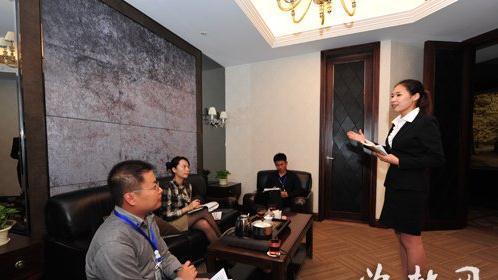 美女硕士生竞聘售楼小姐 开发商惊叹前所未有(图)