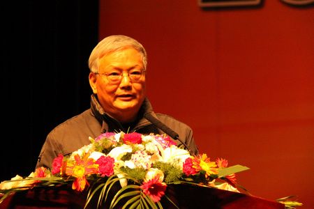 房协秘书长倪峻:愿搜房网继续全心全意为购房者服务