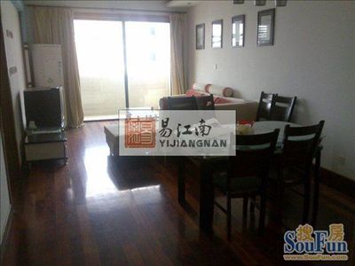 东湖大郡
点击图片查看下一页 湖东两居学区房单价7800 二手房出手需看准
